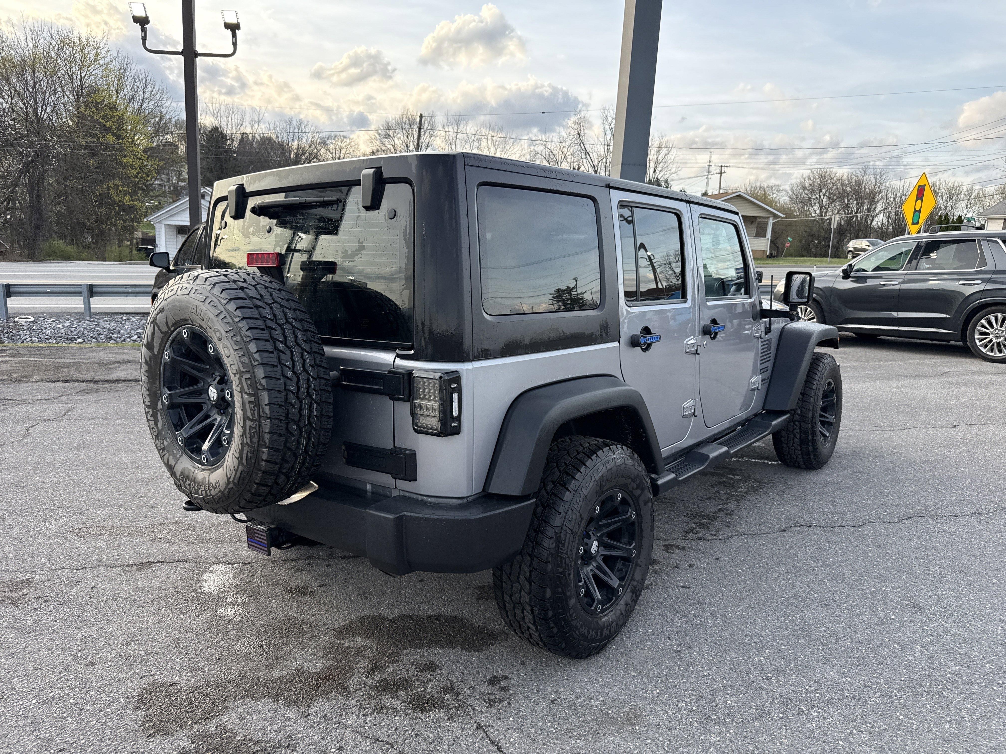 Used 2015 Jeep Wrangler Unlimited Sport video 3