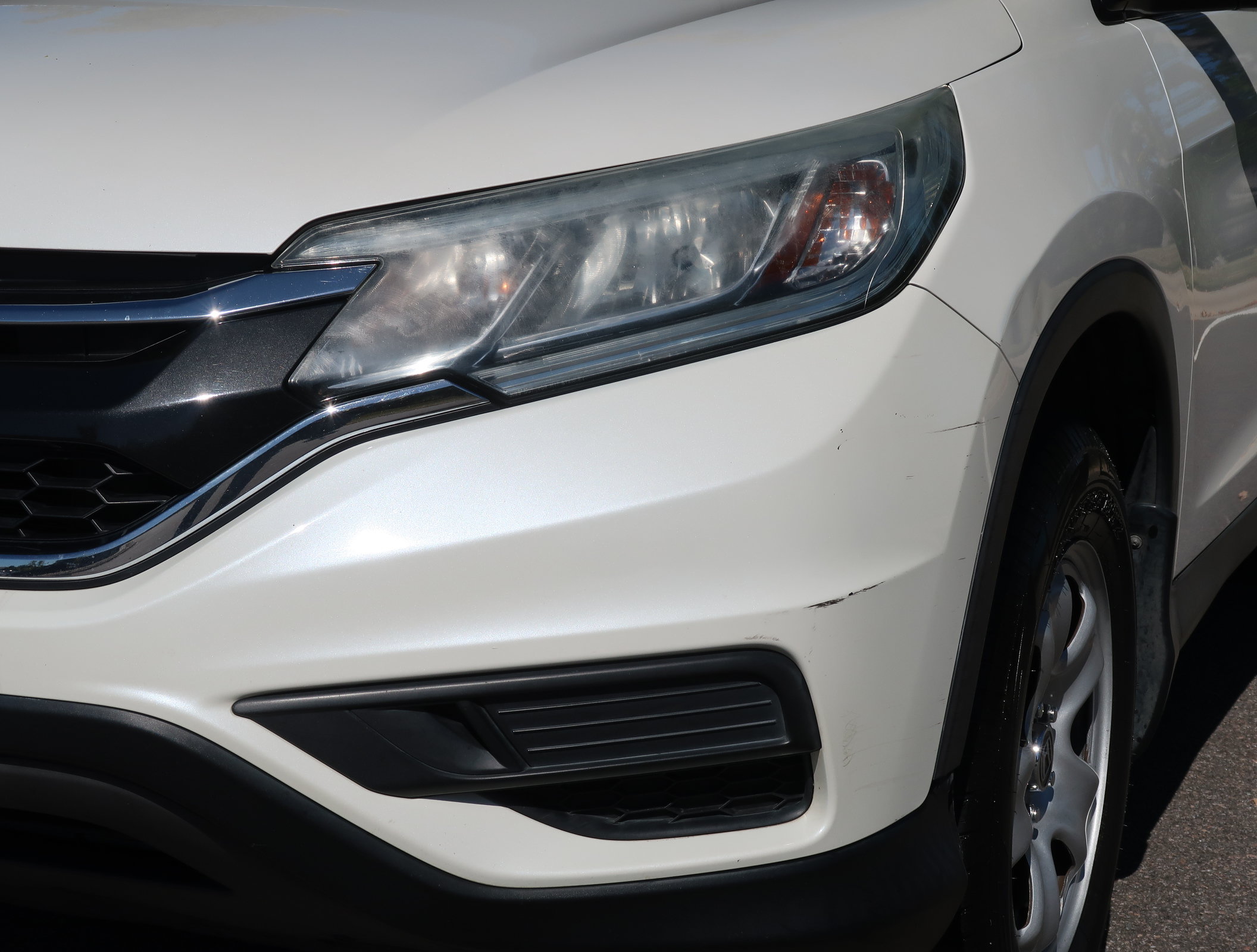 Used 2015 Honda CR-V LX image 4