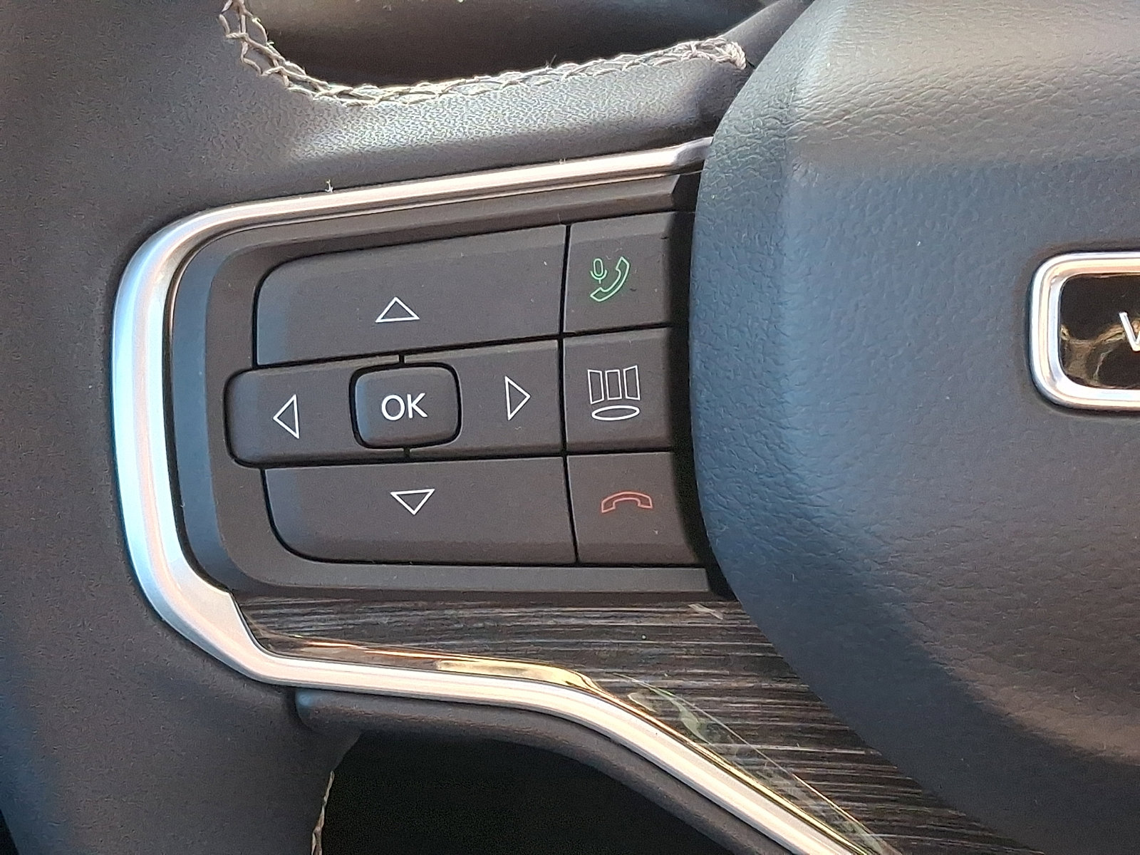 Certified 2022 Jeep Wagoneer Series II w/ Premium Group I image 23