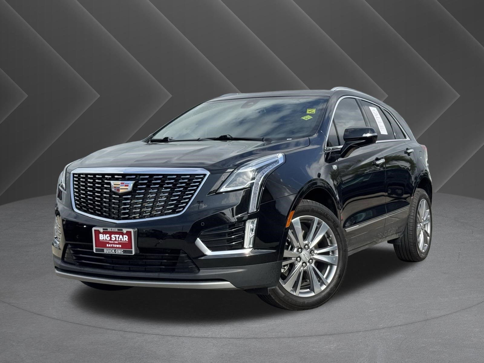Used 2024 Cadillac XT5 Premium Luxury FWD image 2