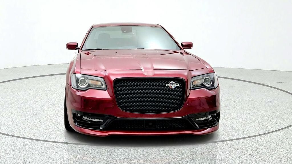Used 2023 Chrysler 300 C RWD image 2