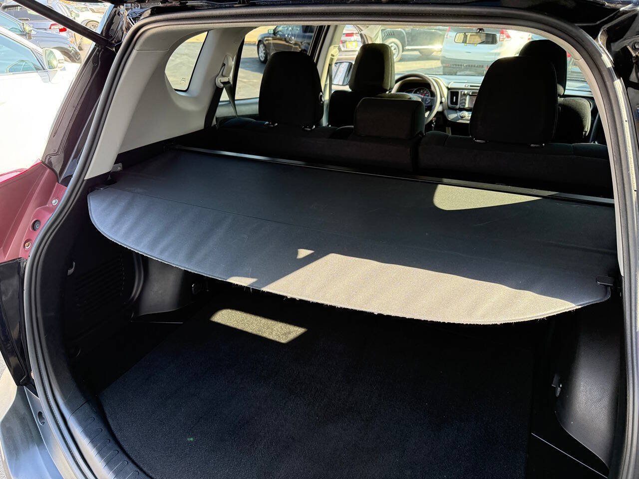 Used 2015 Toyota RAV4 XLE AWD/4WD image 35