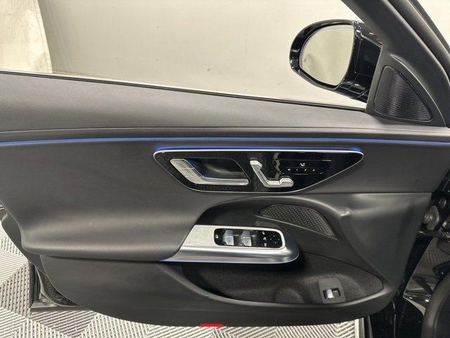 Used 2025 Mercedes-Benz E 350 4MATIC Sedan image 15