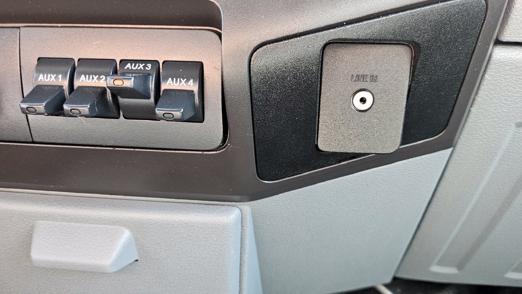 Used 2015 Ford F350 XL w/ Power Equipment Group RWD image 29