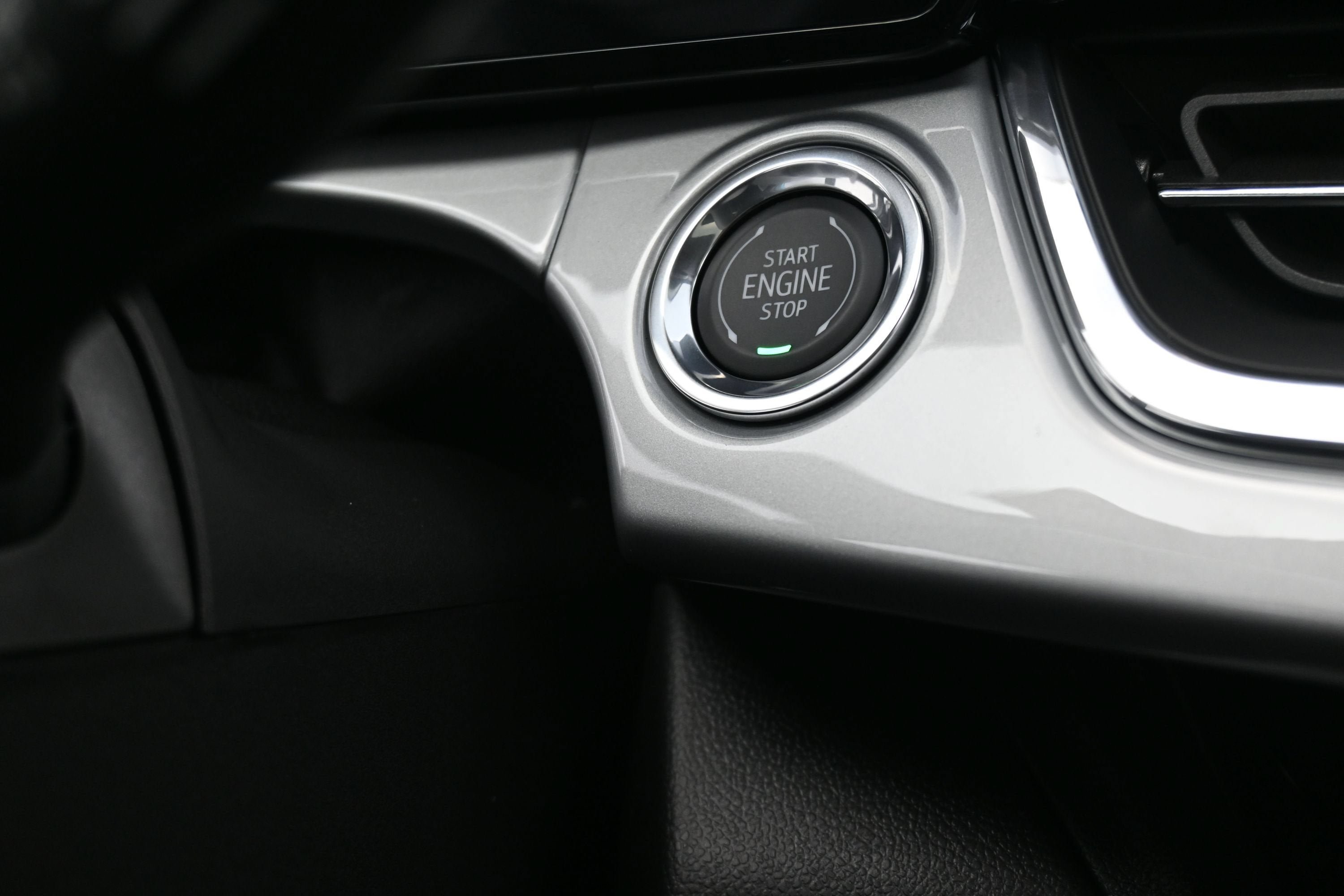 New 2026 Chevrolet Trax LT w/ Sunroof Package FWD image 19
