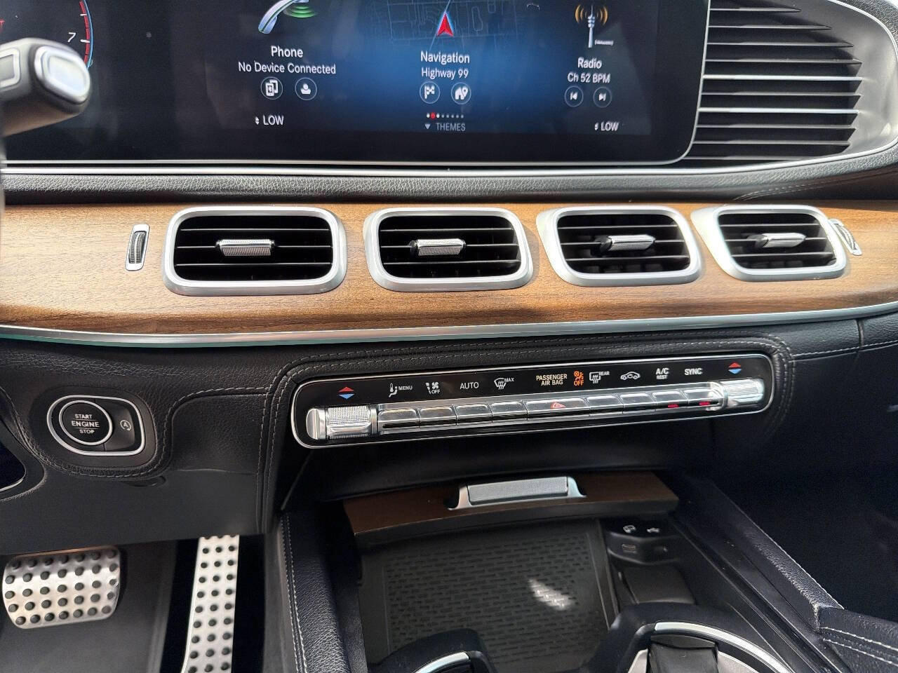 Used 2020 Mercedes-Benz GLS 580 4MATIC image 42