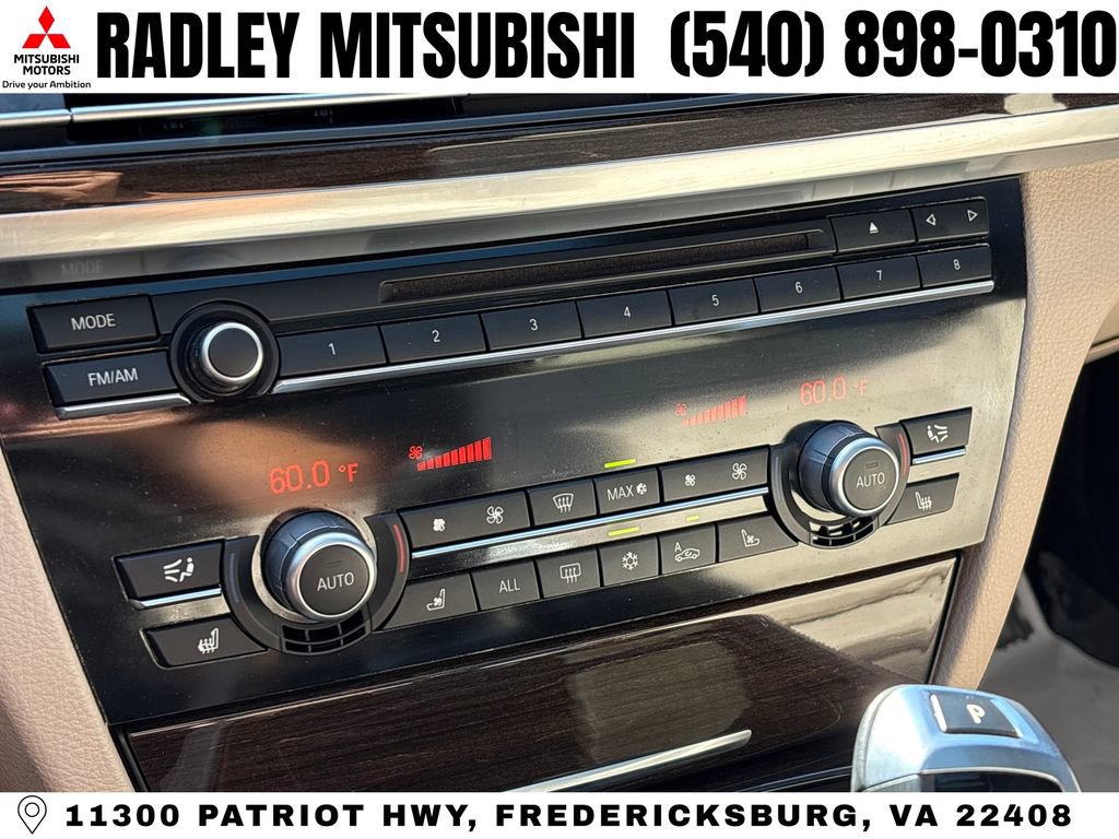 Used 2011 BMW 750Li xDrive AWD/4WD image 10