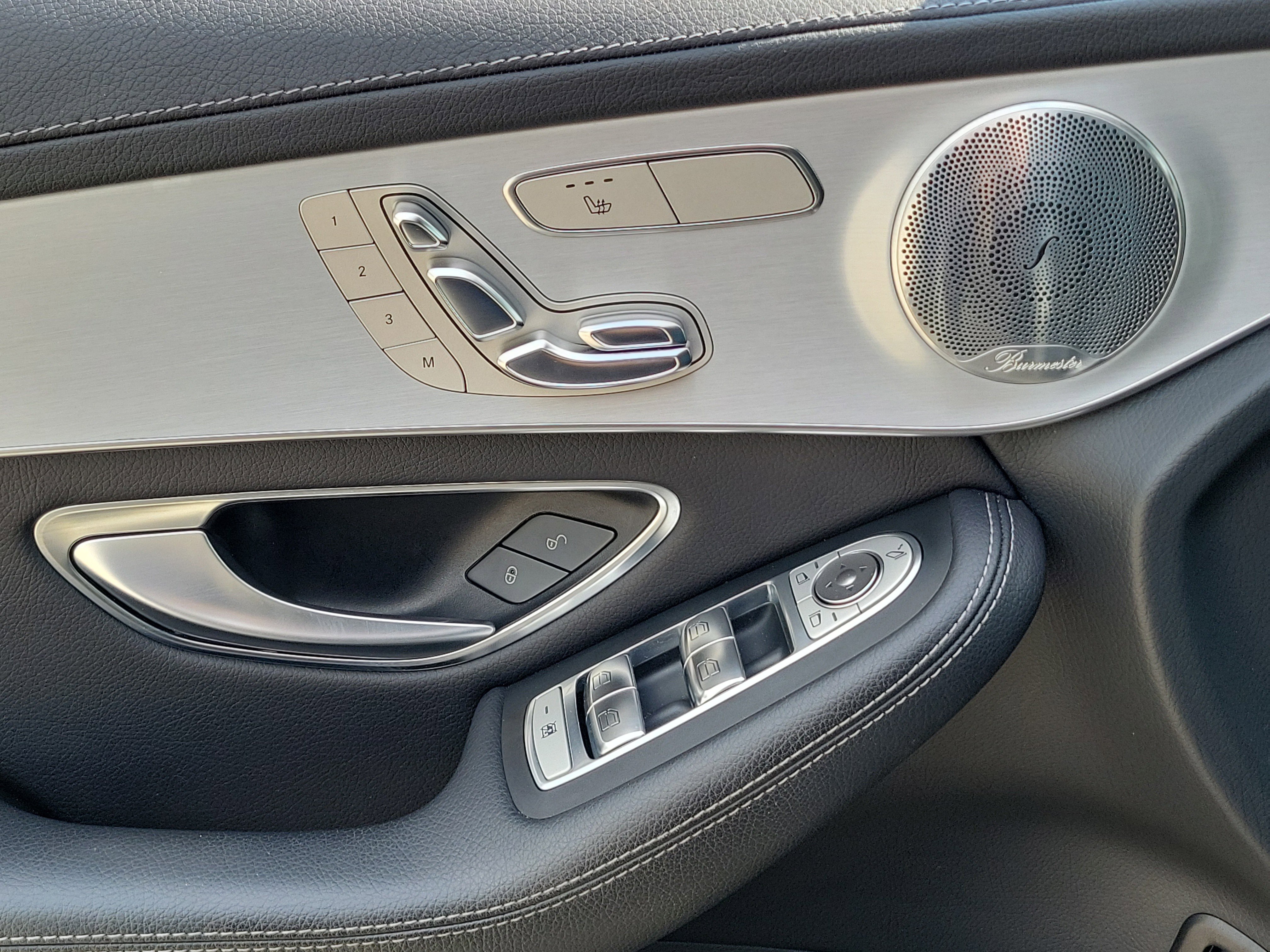 Used 2017 Mercedes-Benz GLC 300 4MATIC image 21