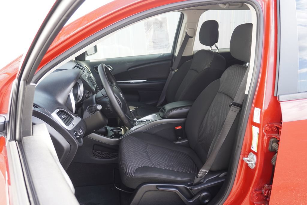 Used 2020 Dodge Journey SE FWD image 11