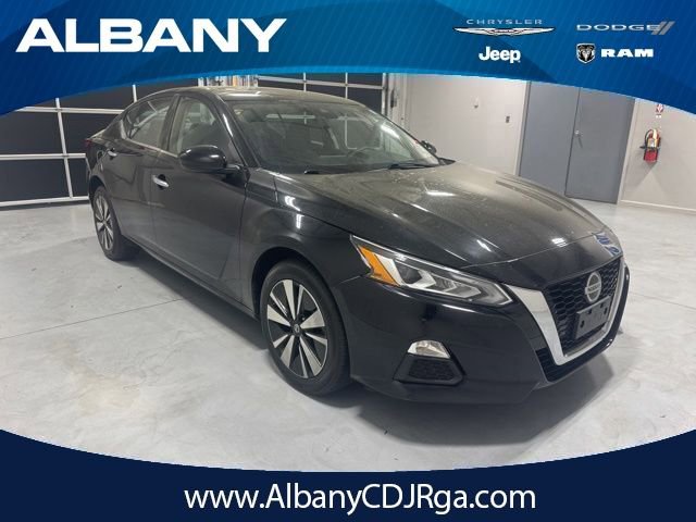 Used 2022 Nissan Altima 2.5 SV