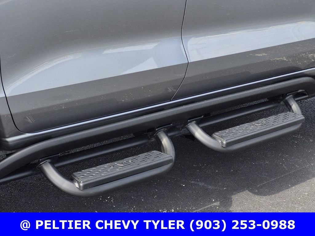 Used 2024 Chevrolet Colorado ZR2 w/ ZR2 Convenience Package III image 10