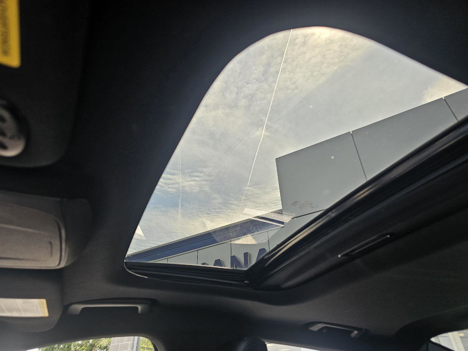 Used 2019 Lincoln MKZ Reserve w/ Reserve Plus Package image 22