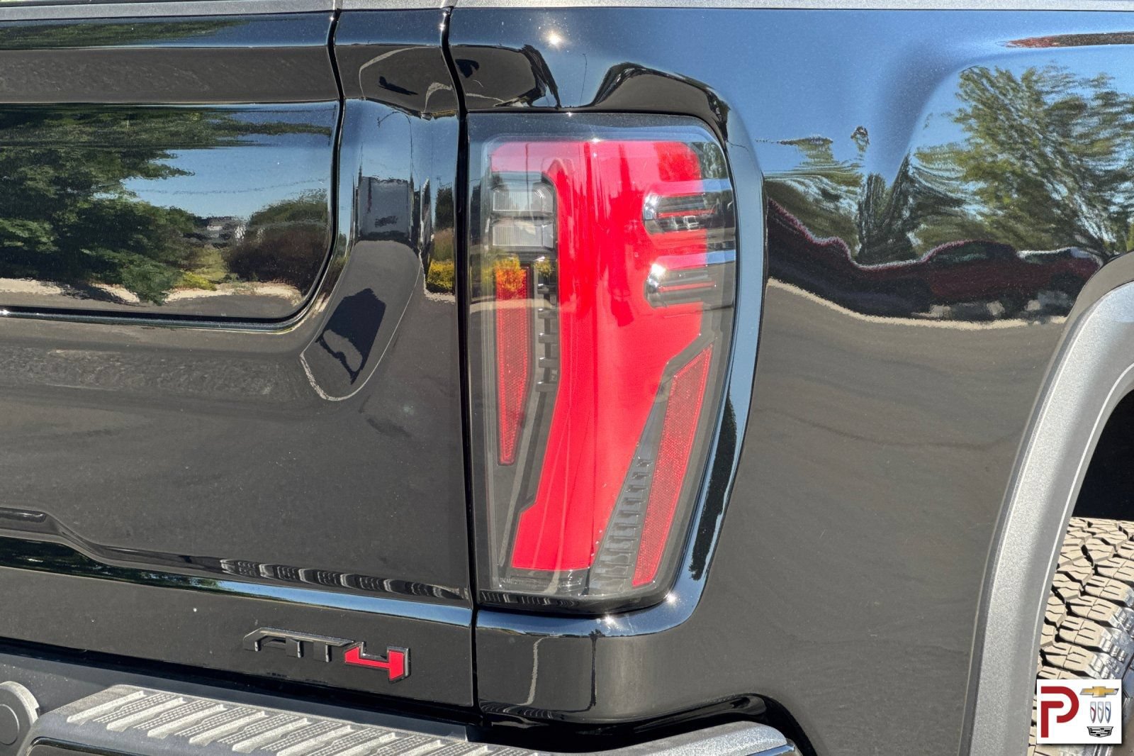 Certified 2026 GMC Sierra 2500 AT4 w/ AT4 Premium Plus Package AWD/4WD image 33