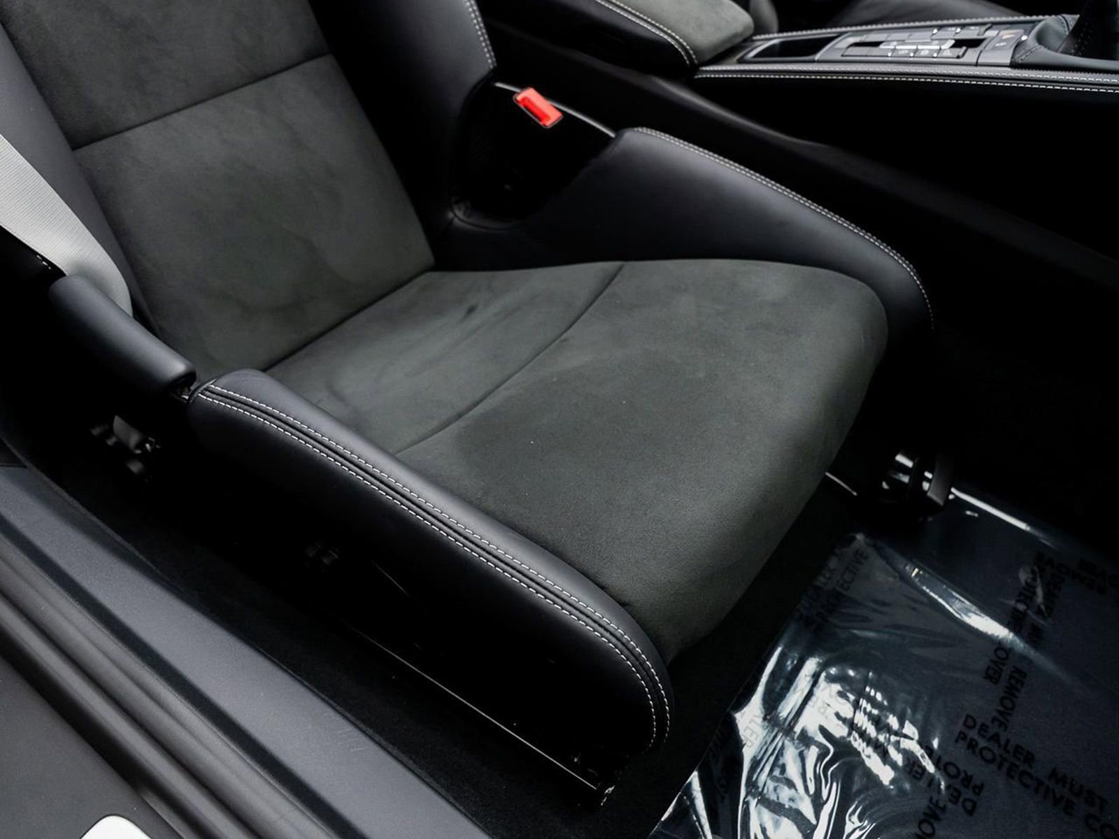 Used 2024 Porsche 718 Boxster GTS image 34