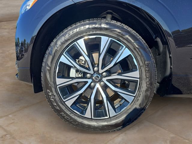 Used 2025 Volvo XC60 B5 Core AWD/4WD image 14