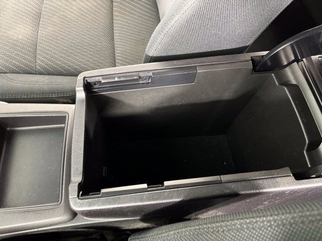 Used 2017 Toyota Camry LE FWD image 29