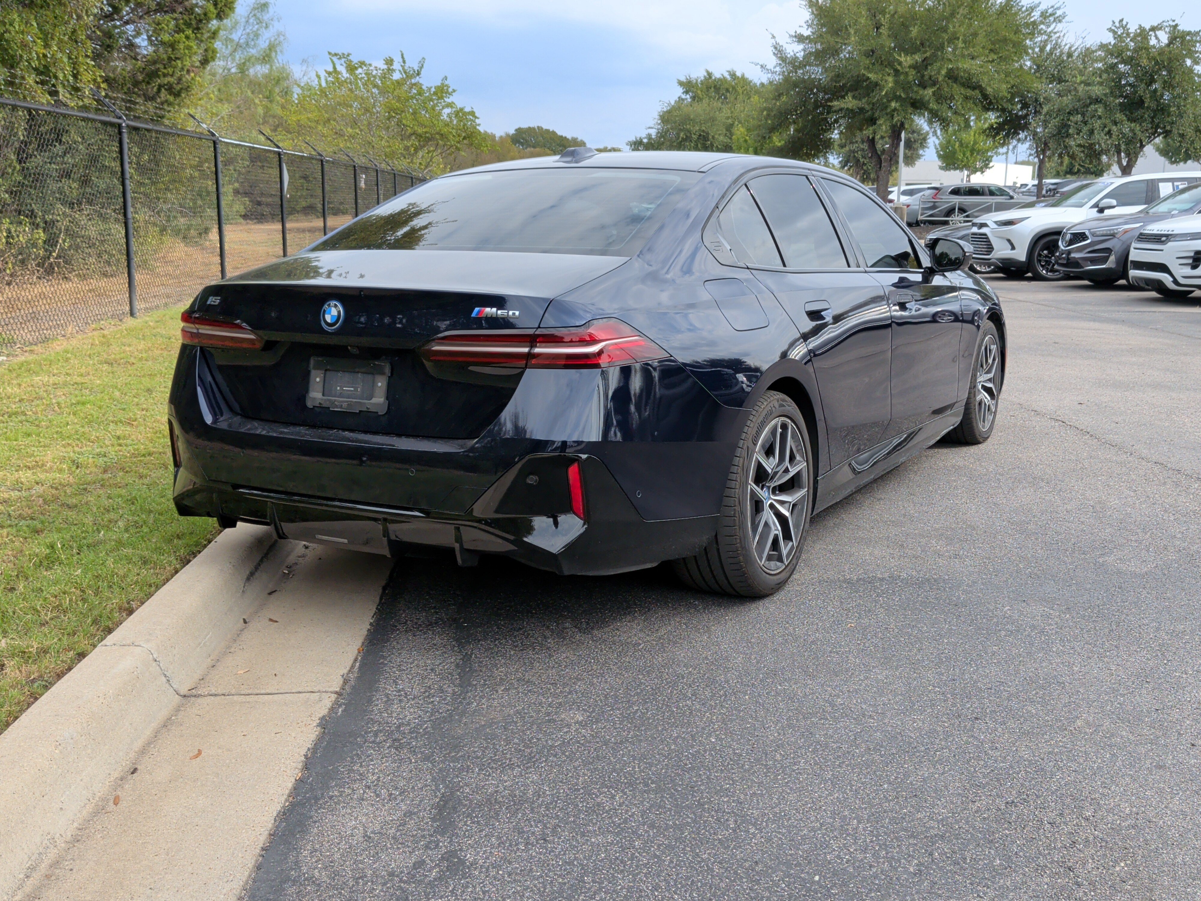 Used 2024 BMW i5 M60 w/ Premium Package AWD/4WD image 10