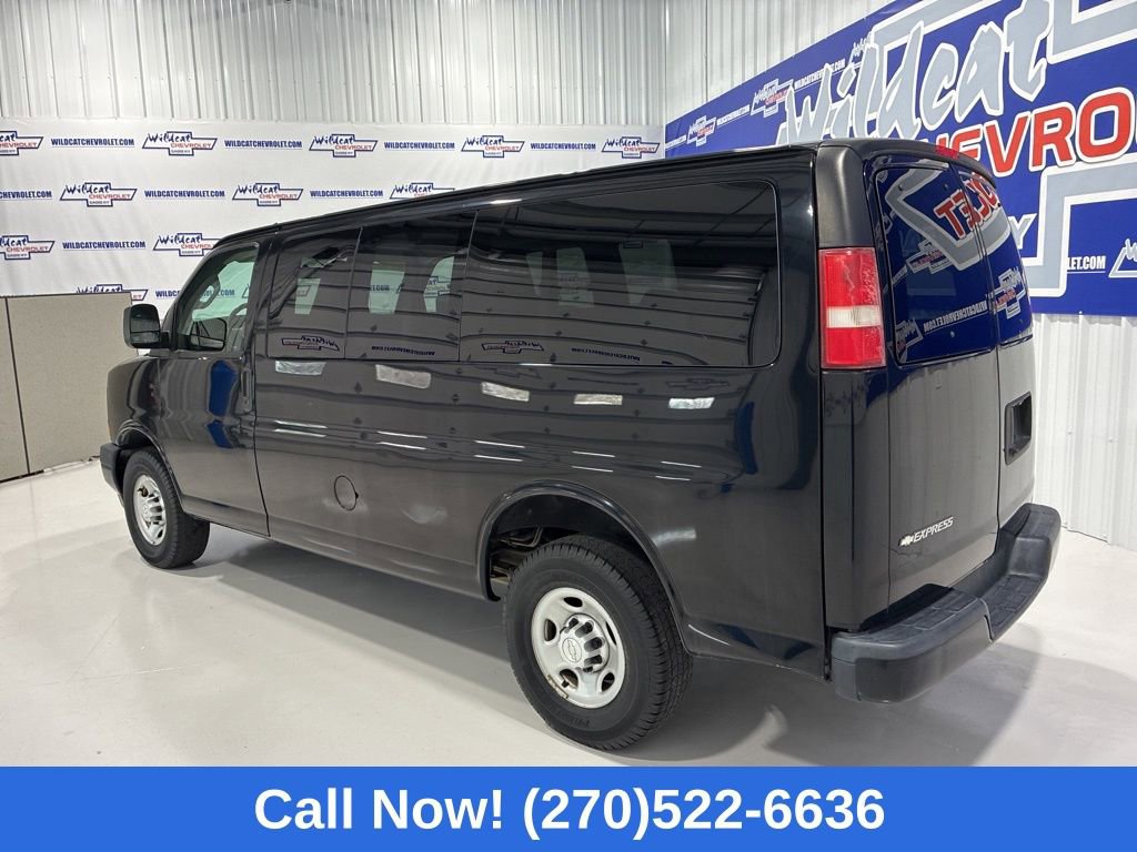 Used 2017 Chevrolet Express 2500 LS RWD image 4