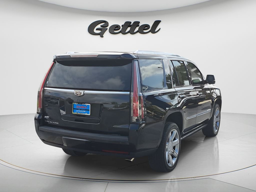 Used 2019 Cadillac Escalade Premium Luxury image 3