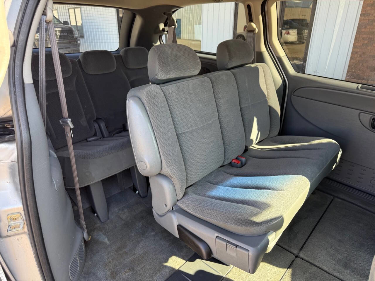 Used 2005 Dodge Grand Caravan SE w/ Popular Equipment Group I image 18