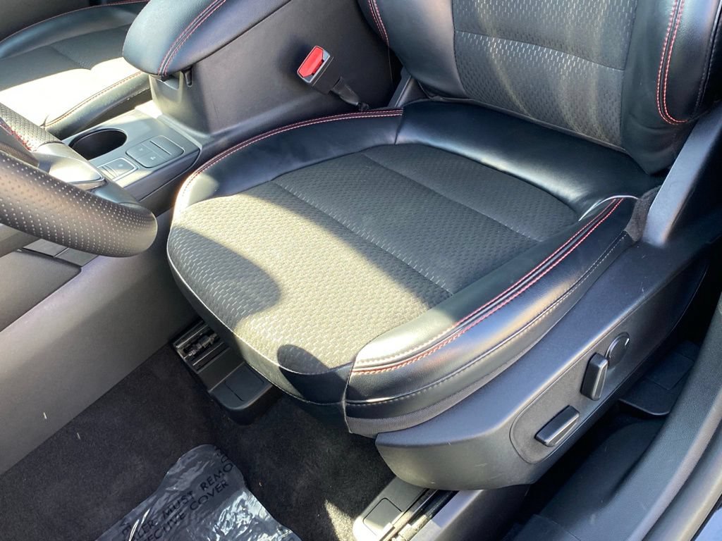Used 2025 Ford Escape ST-Line FWD image 26