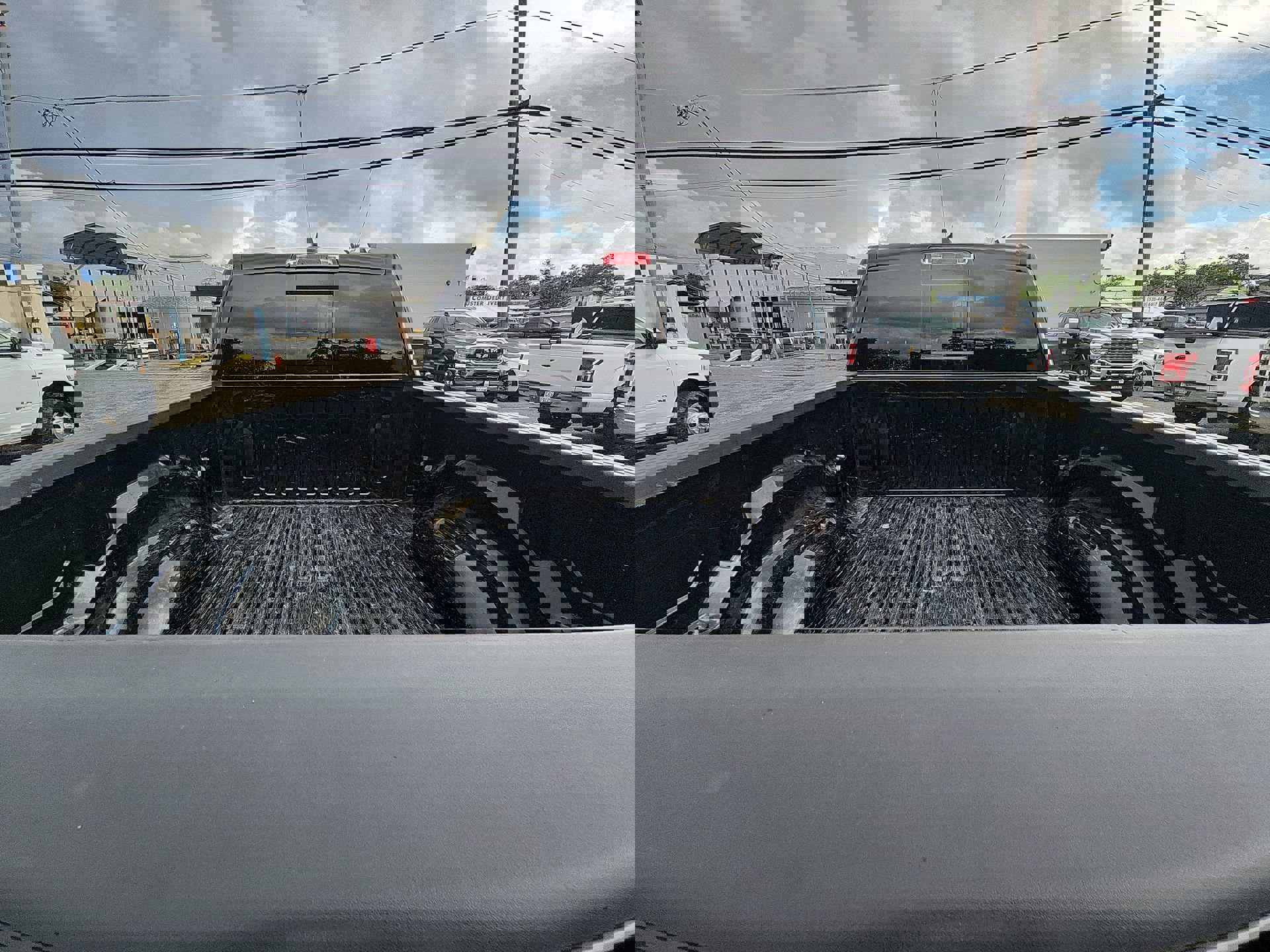 Certified 2019 RAM 1500 Laramie w/ Off Road Group image 19