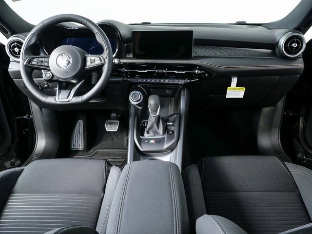 New 2025 Alfa Romeo Tonale image 17