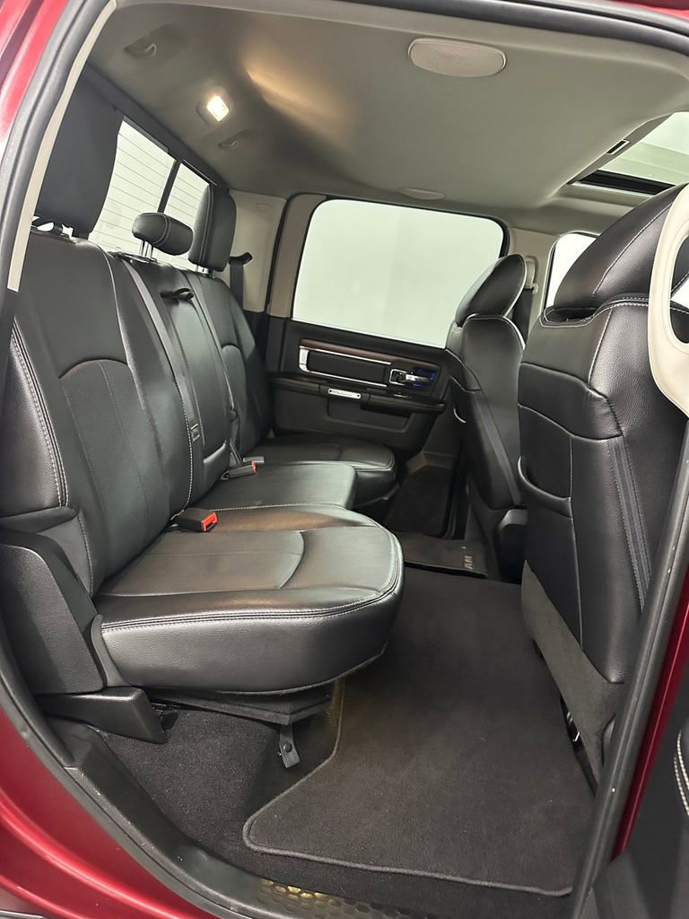 Used 2018 RAM 1500 Laramie w/ Convenience Group AWD/4WD image 34