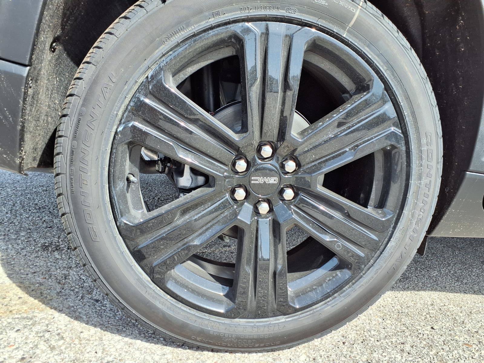 New 2026 GMC Acadia Elevation w/ Black Edition FWD image 28