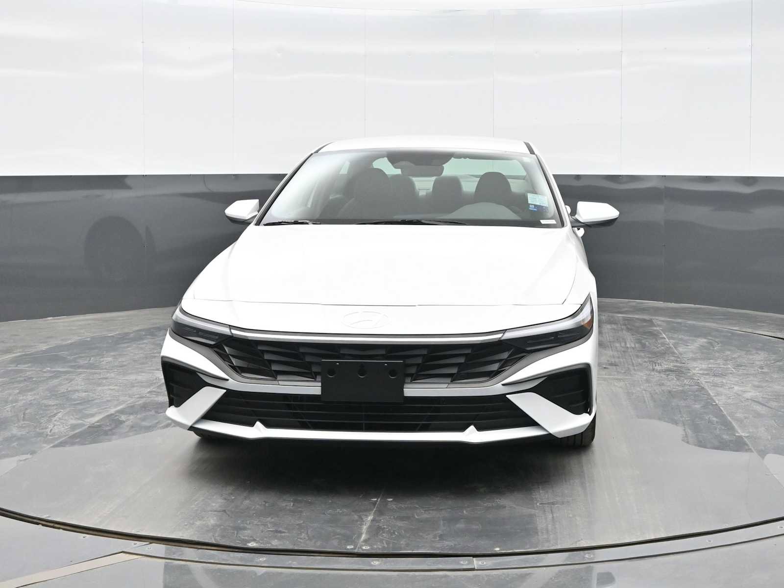 New 2026 Hyundai Elantra Blue image 3