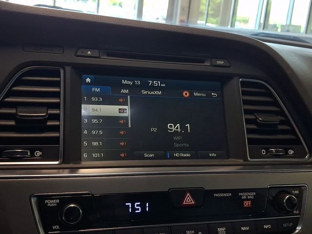 Used 2017 Hyundai Sonata Limited w/ Tech Package 03 FWD image 18