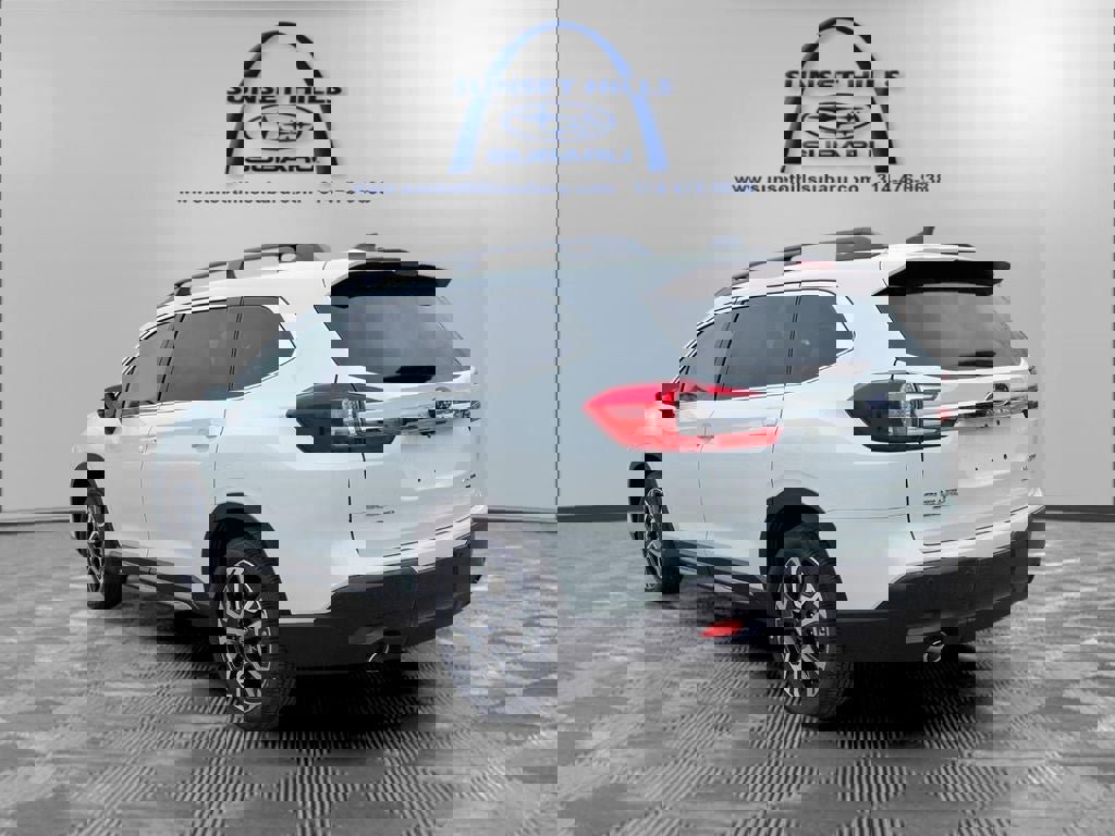 New 2026 Subaru Ascent Limited image 2