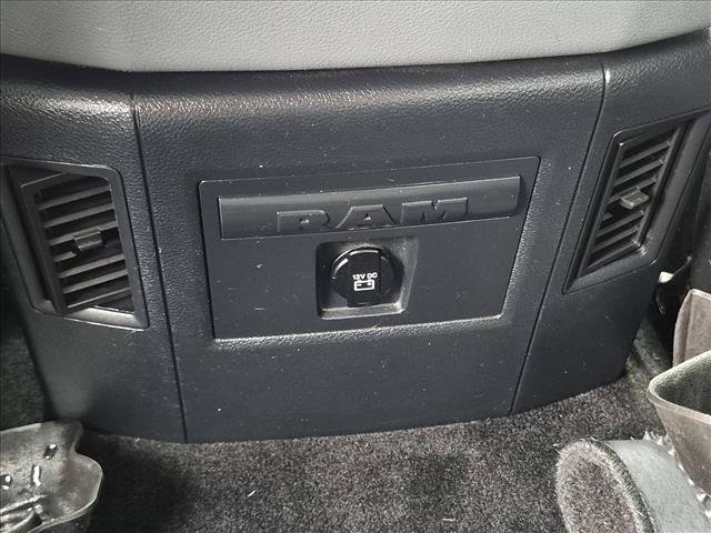 Used 2017 RAM 1500 Big Horn RWD image 17