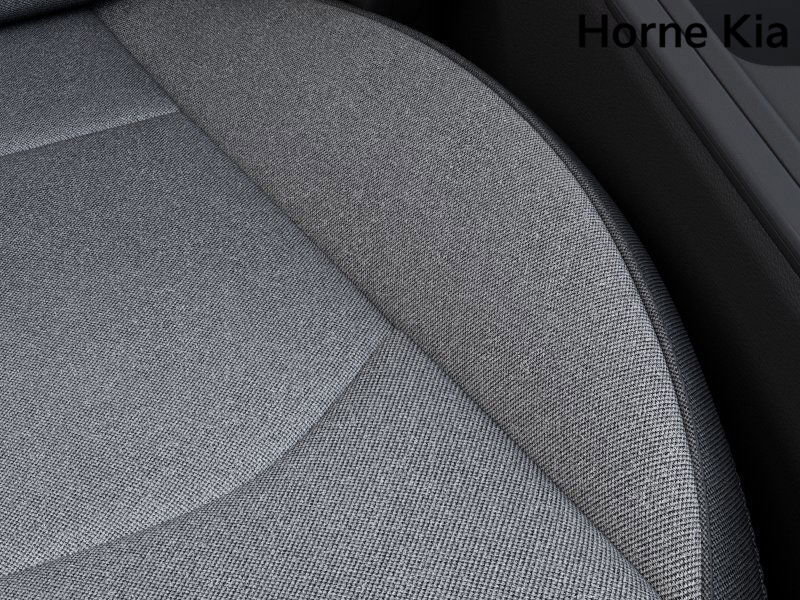 New 2025 Kia K4 LX image 24