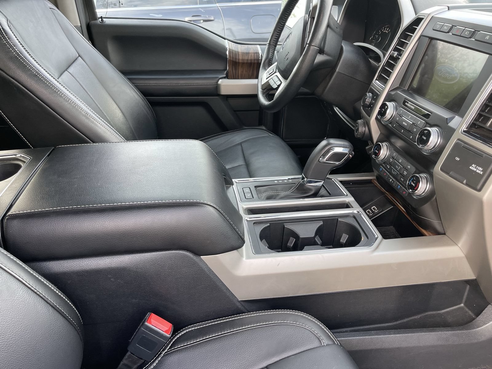 Used 2020 Ford F150 Lariat w/ Equipment Group 502A Luxury AWD/4WD image 8
