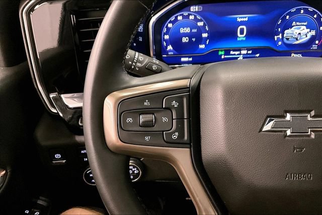 Used 2024 Chevrolet Silverado 2500 High Country w/ High Country Premium Package AWD/4WD image 27