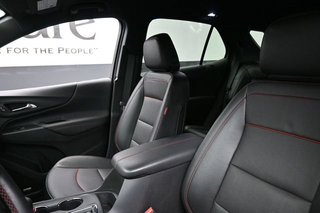 Used 2023 Chevrolet Equinox RS w/ RS Leather Package FWD image 16