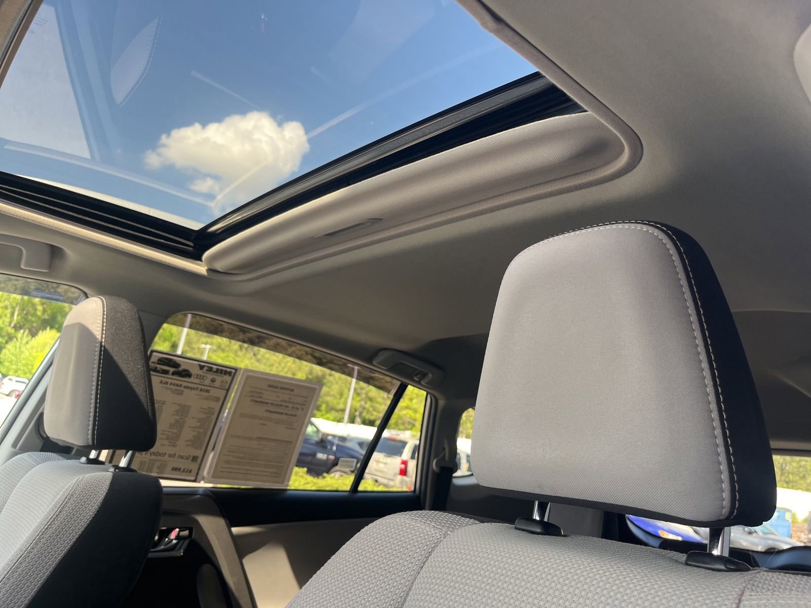 Used 2016 Toyota RAV4 XLE image 36