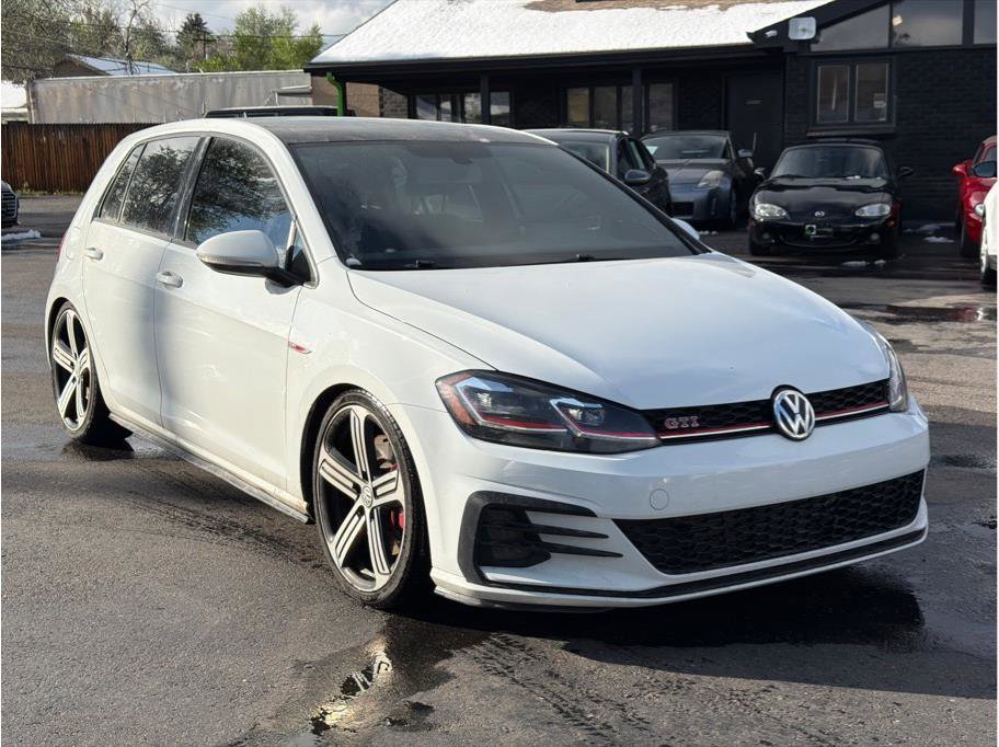 Used 2019 Volkswagen GTI SE w/ SE Experience Package FWD image 3