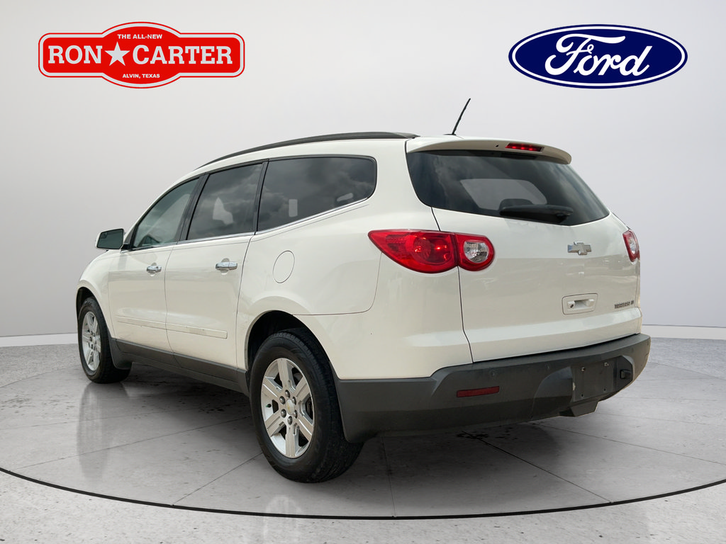 Used 2011 Chevrolet Traverse LT w/ Personal Connectivity Package FWD image 4
