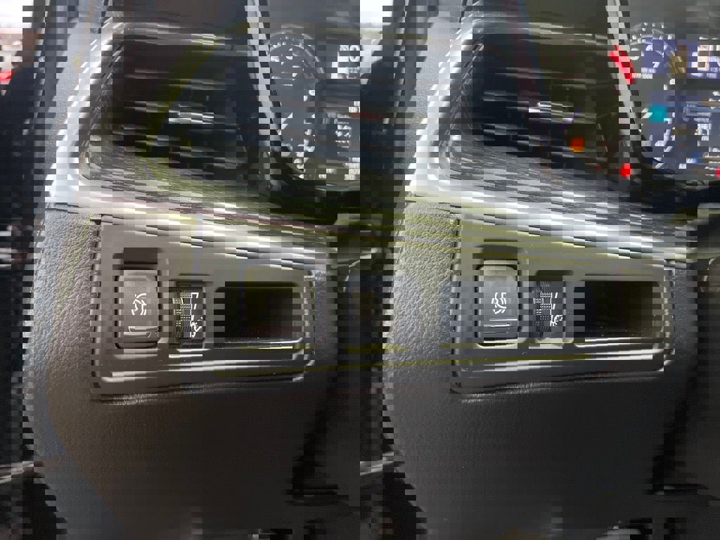 Used 2023 Cadillac XT5 Premium Luxury image 17