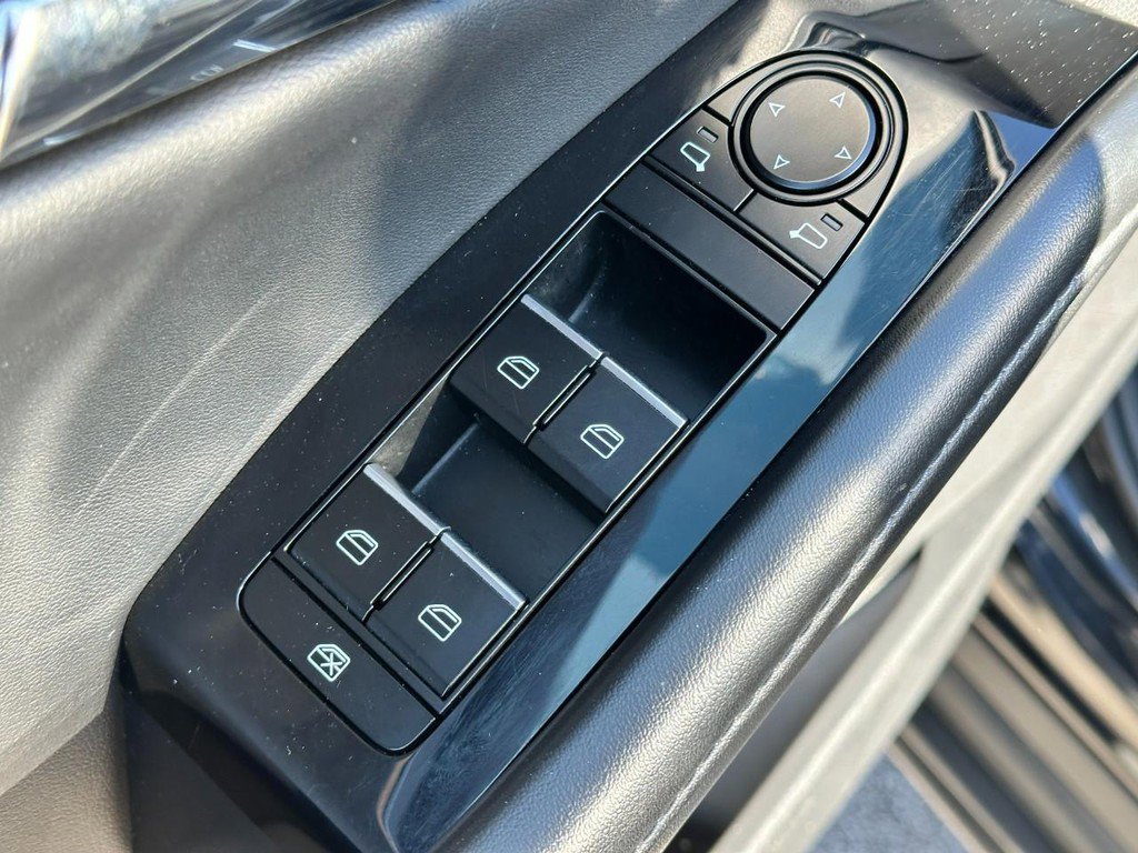 Used 2025 MAZDA CX-30 AWD 2.5 S w/ Preferred Package image 18