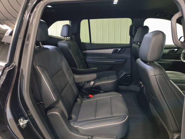 Used 2025 Buick Enclave Preferred AWD/4WD image 25