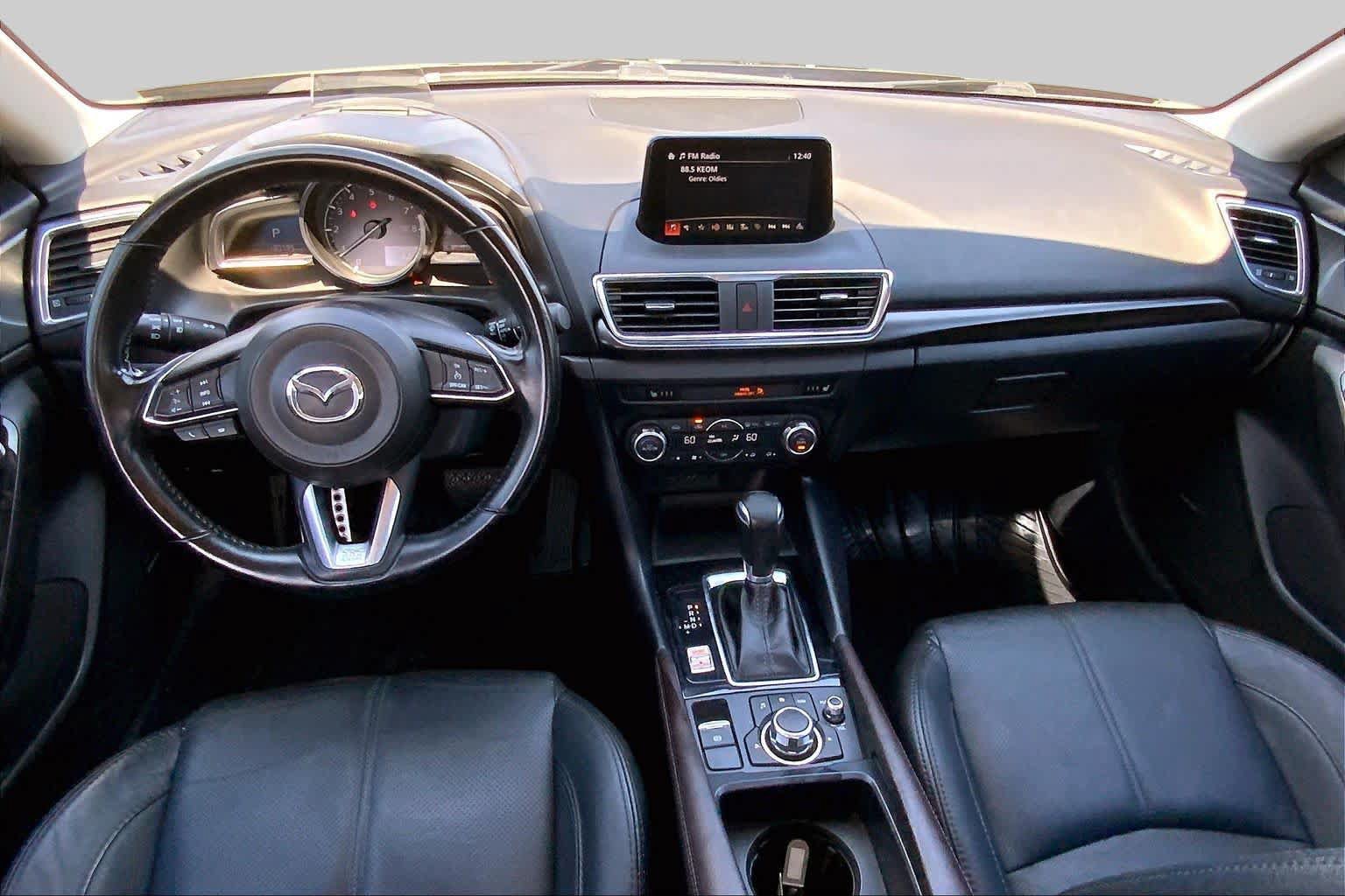Used 2018 MAZDA MAZDA3 Grand Touring FWD image 15