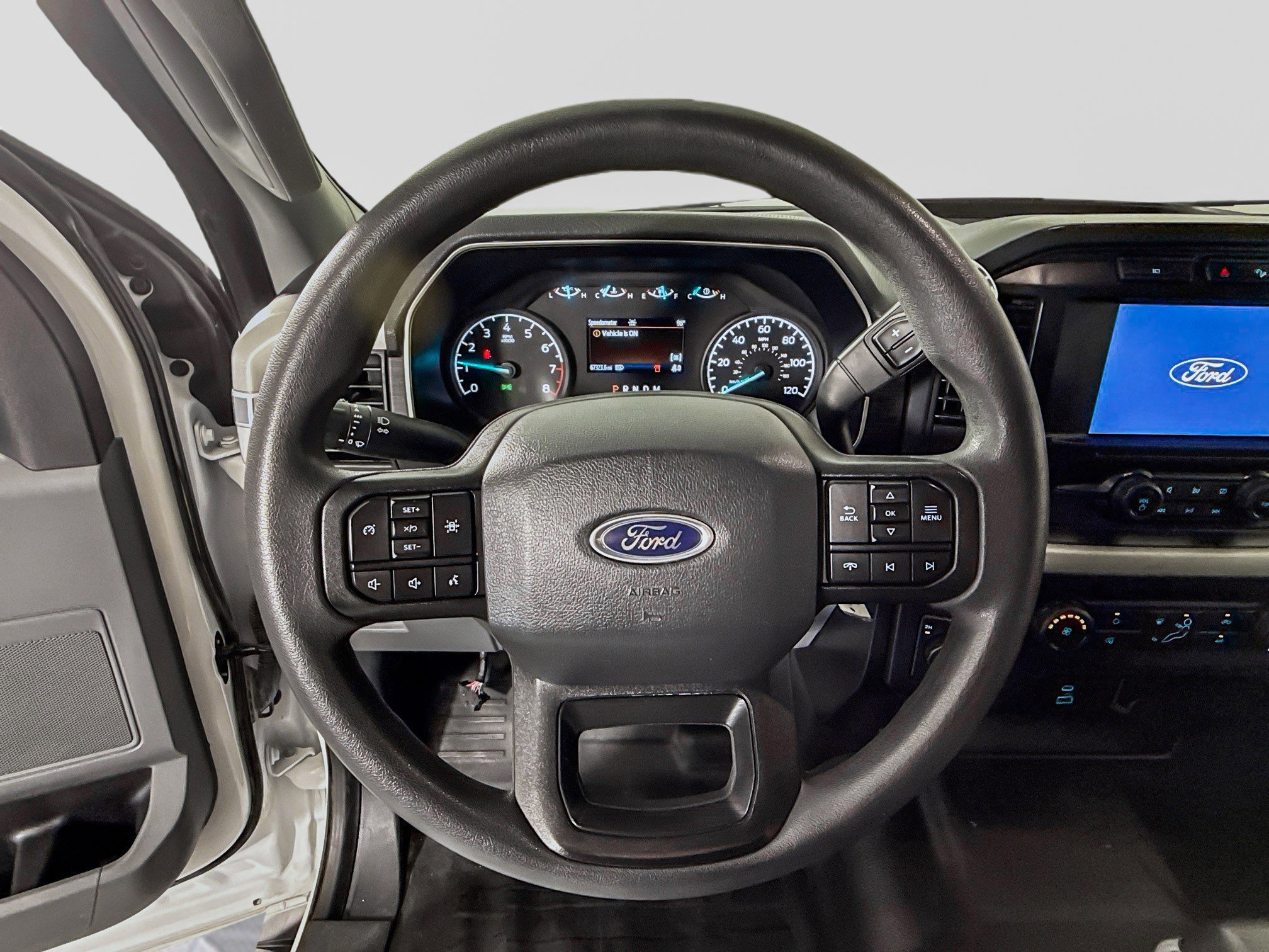 Used 2022 Ford F150 XL w/ Trailer Tow Package image 13