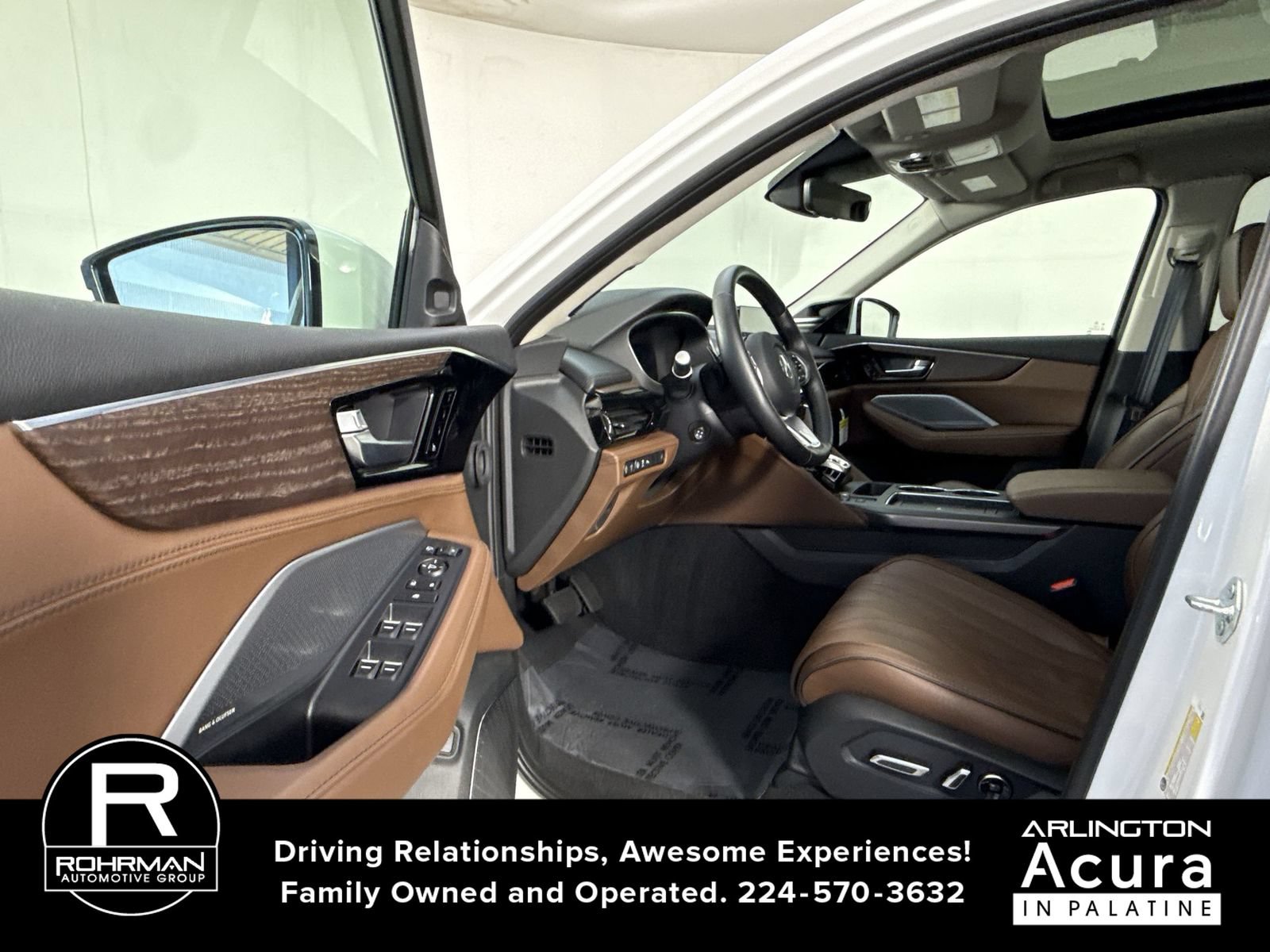 Certified 2026 Acura MDX w/ Advance Package AWD/4WD image 4