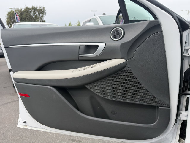 Used 2025 Hyundai Sonata SEL FWD image 13