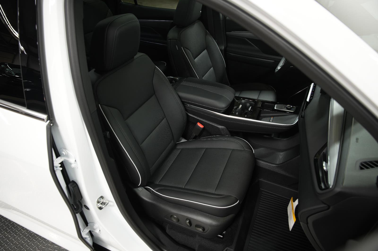 New 2026 Buick Enclave Preferred w/ Power Package image 18