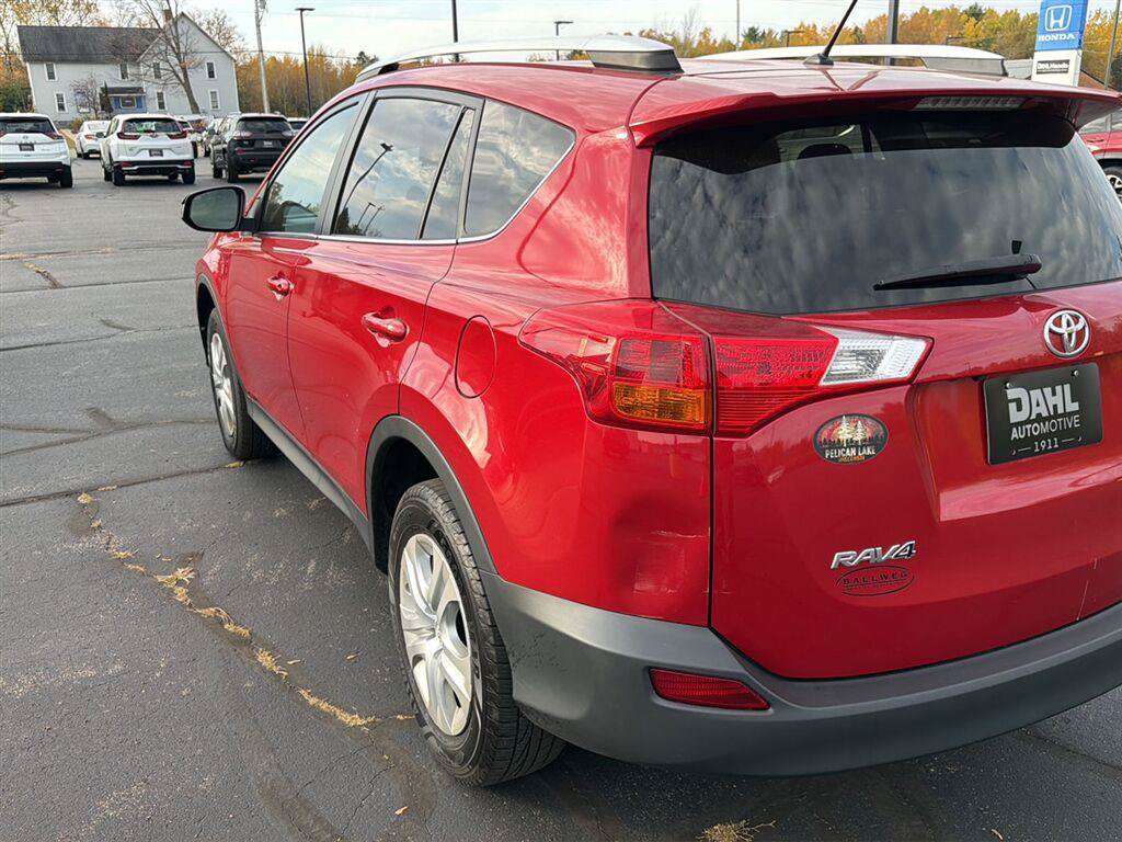 Used 2013 Toyota RAV4 LE AWD/4WD image 11