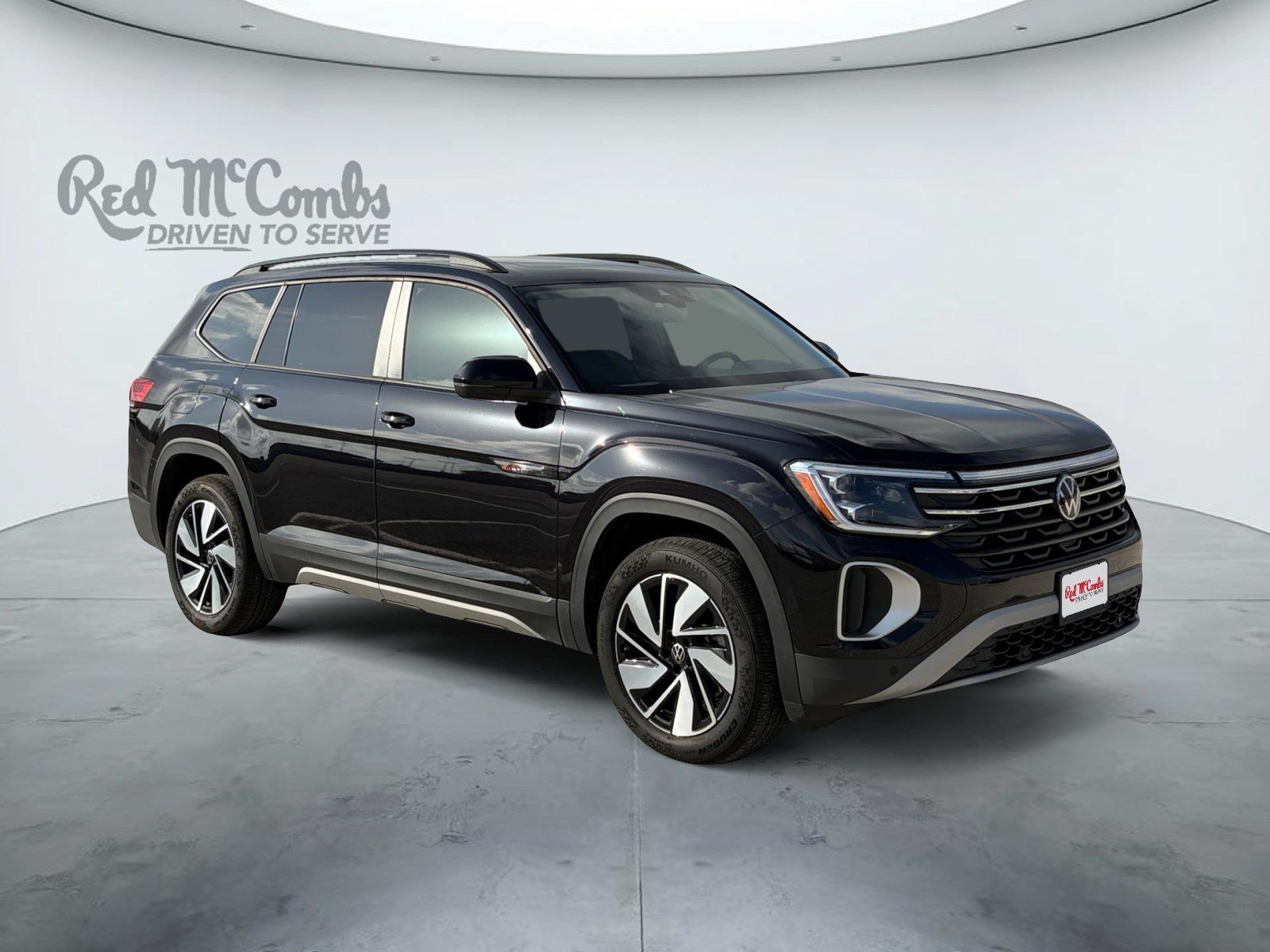 Used 2024 Volkswagen Atlas Peak Edition SEL AWD/4WD image 3